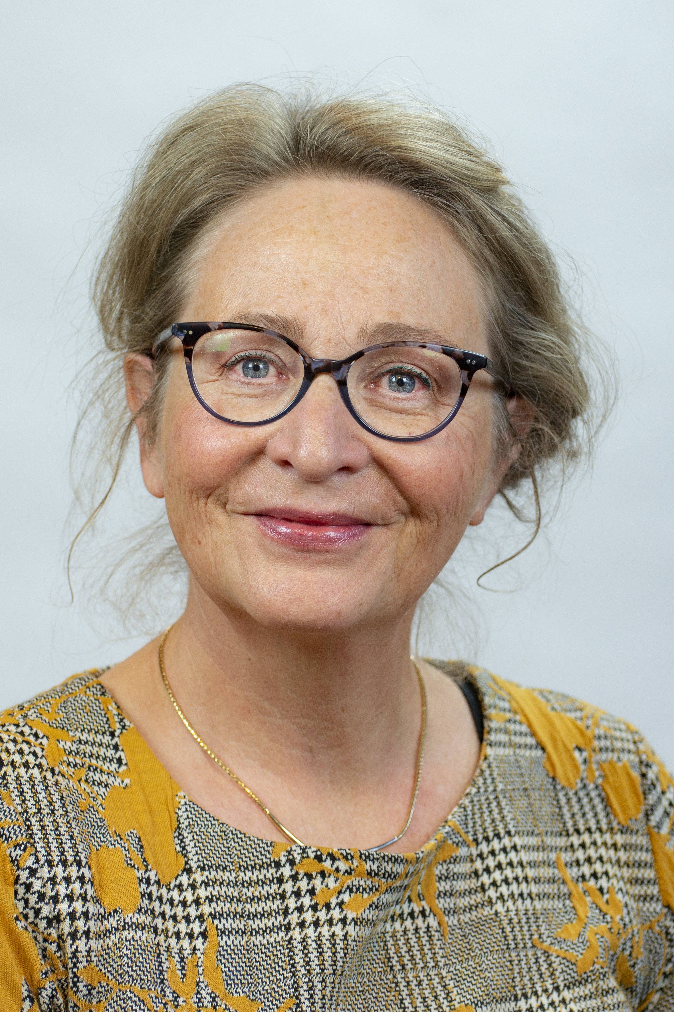 drs. W.M.R. de Water (Wilma)